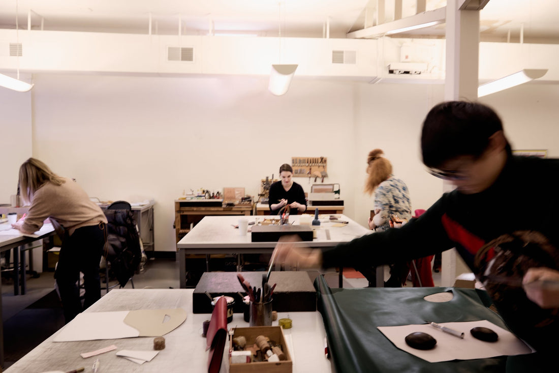 What to Expect in Your First Leathercraft Class