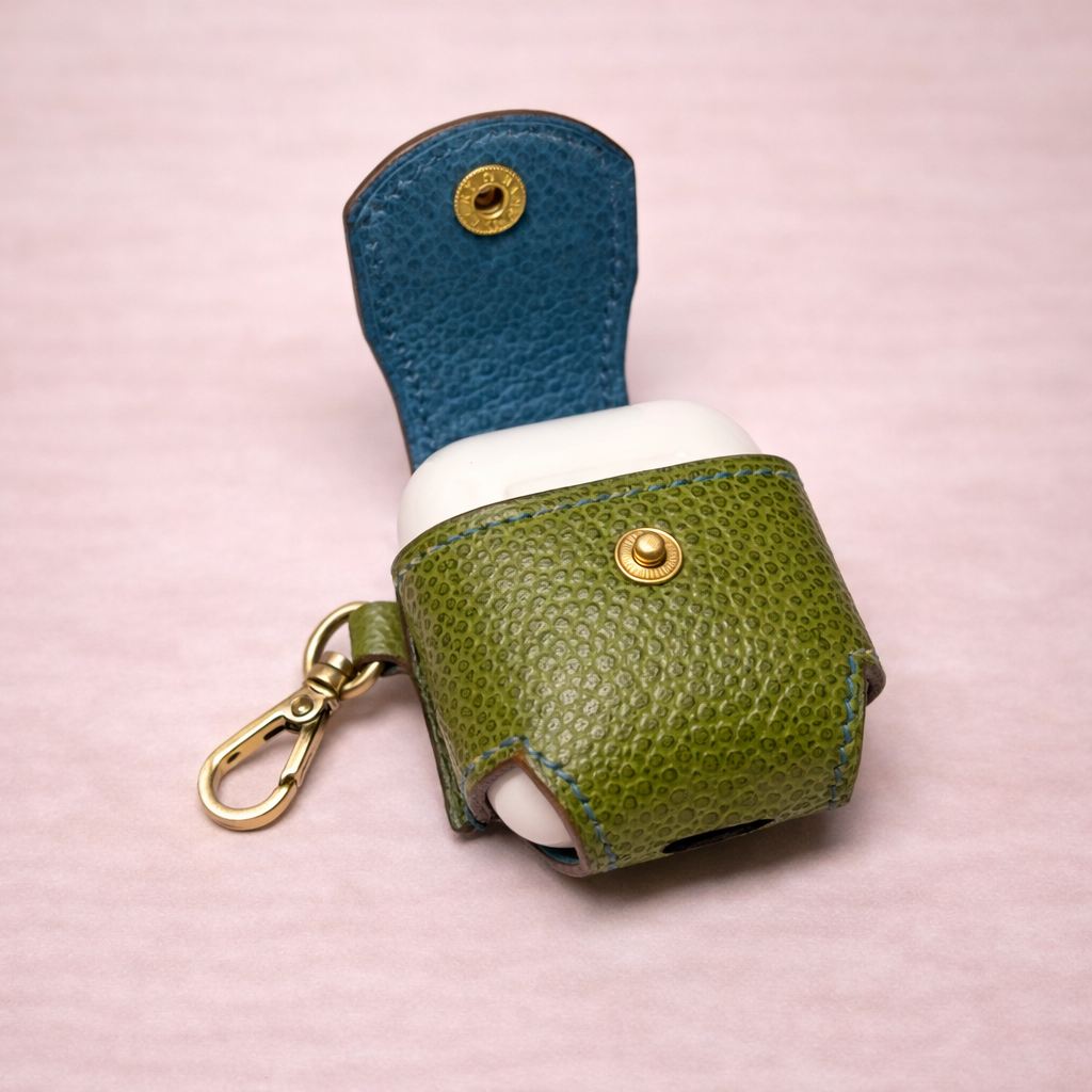 Apple AirPods Case